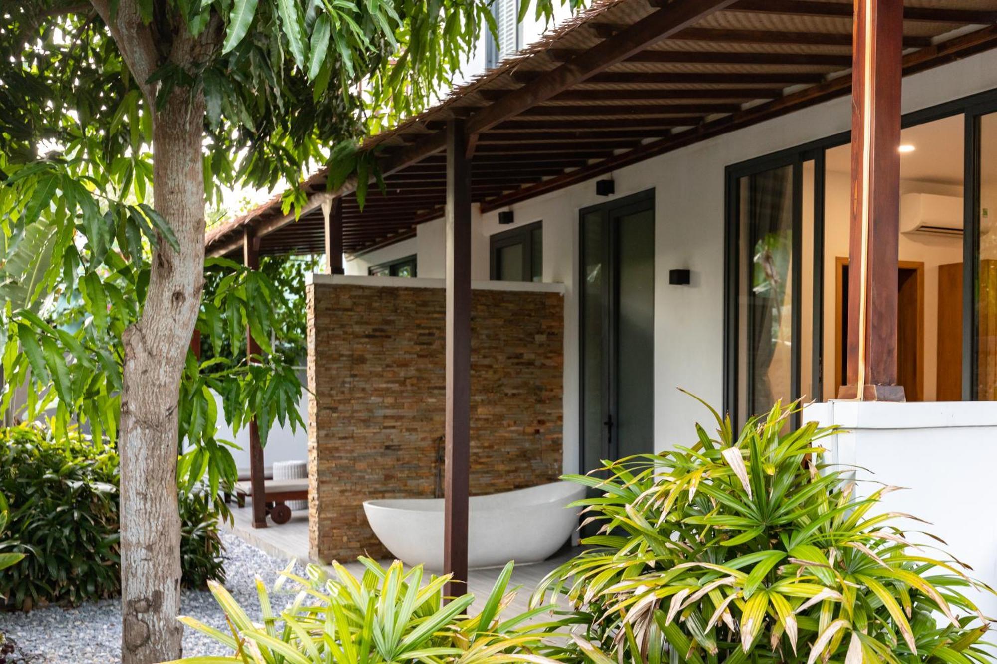 The Watermark Beachside Hotel Hoi An Bagian luar foto