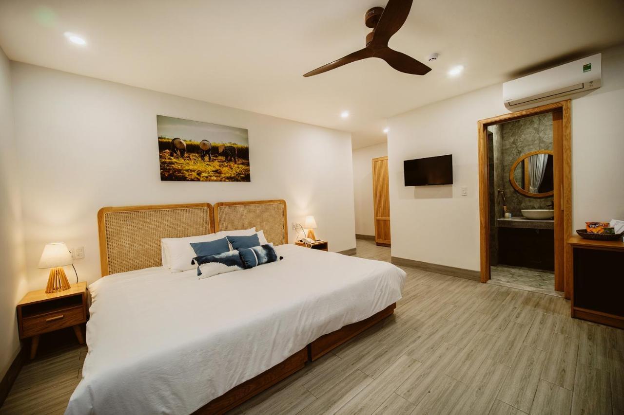 The Watermark Beachside Hotel Hoi An Bagian luar foto